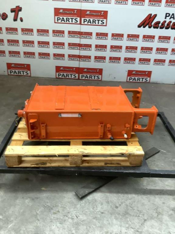 Oil tank for Hitachi ZX135 US-7 Photo 1