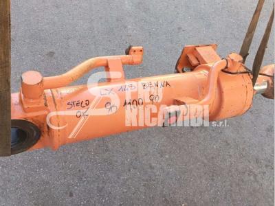 Bucket rotation piston for Hitachi LX 145 sold by PRV Ricambi Srl