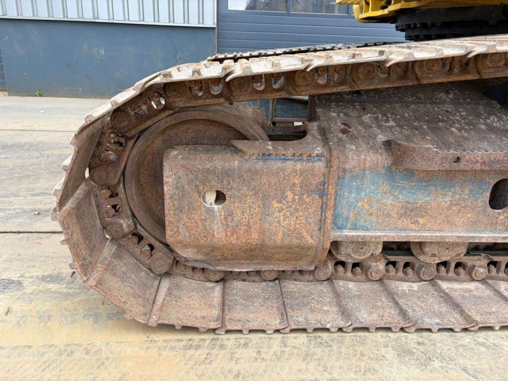 Komatsu PC180LC-7K Photo 10
