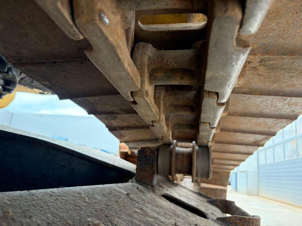 Komatsu PC180LC-7K Photo 16