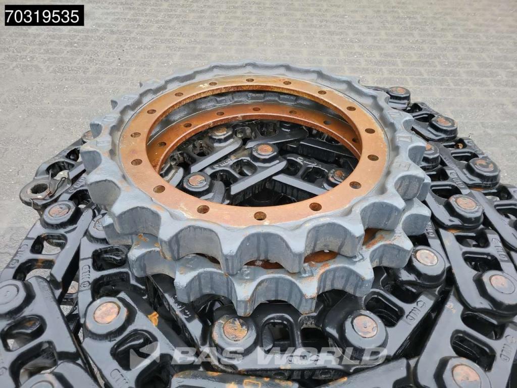 Hitachi ZX135 US-6 Inlc. New Chains + Sprockets Photo 22