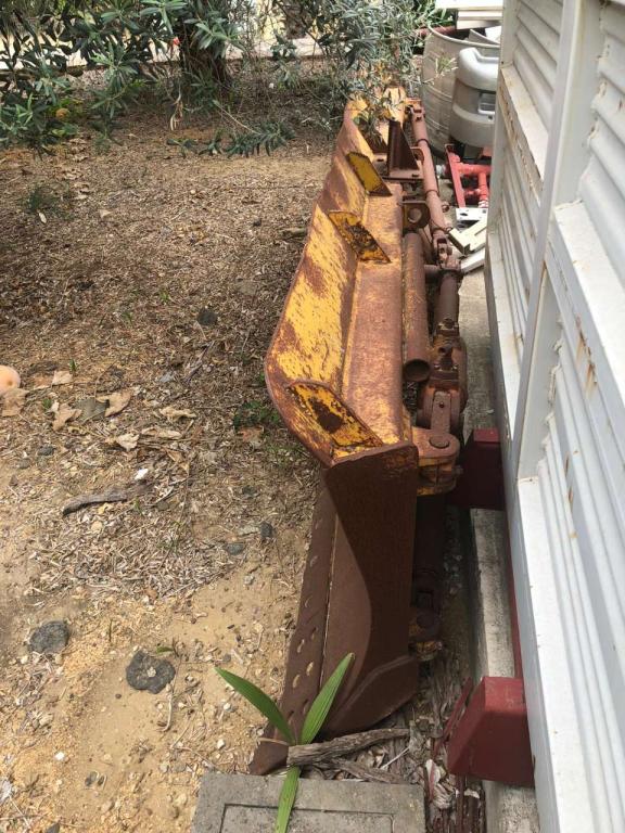 Dozer blade for Fiat Allis FL10C, FL10B Photo 1