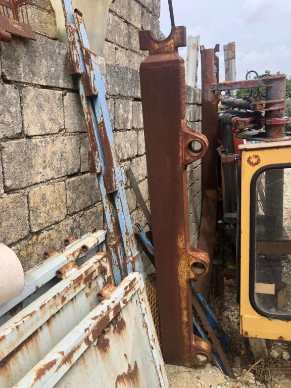Dozer blade for Fiat Allis FL10C, FL10B Photo 3