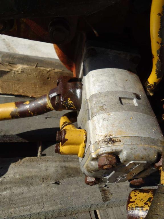 Power steering pump for Fiat Allis FL10E Photo 4