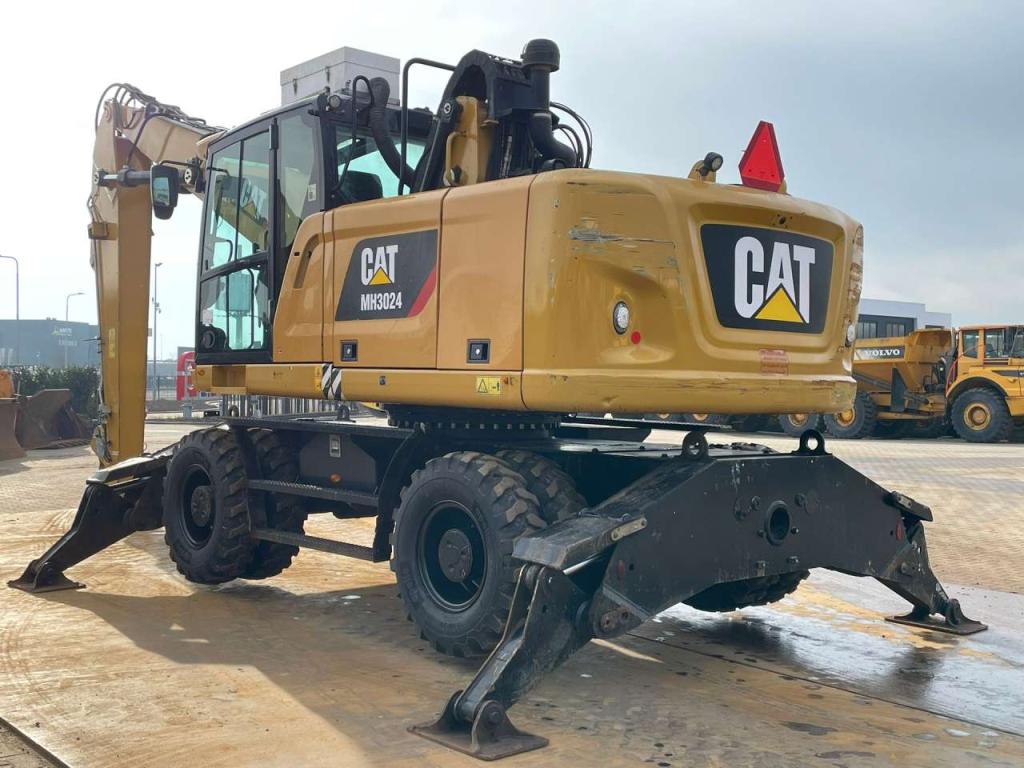 Caterpillar MH3024 Photo 3