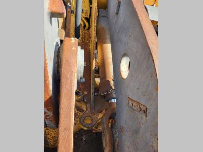Volvo right lifting hydraulic cylinder 11107855 for Volvo L110E, L110F, L120E sold by Balavto