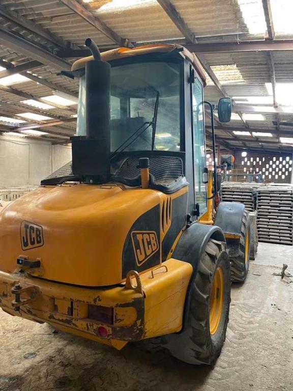 JCB 409 Photo 3