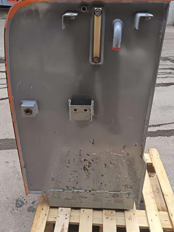Diesel tank for Fiat Kobelco E 135 Photo 3