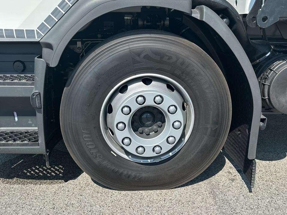 Volvo FE350 6X2 Photo 4