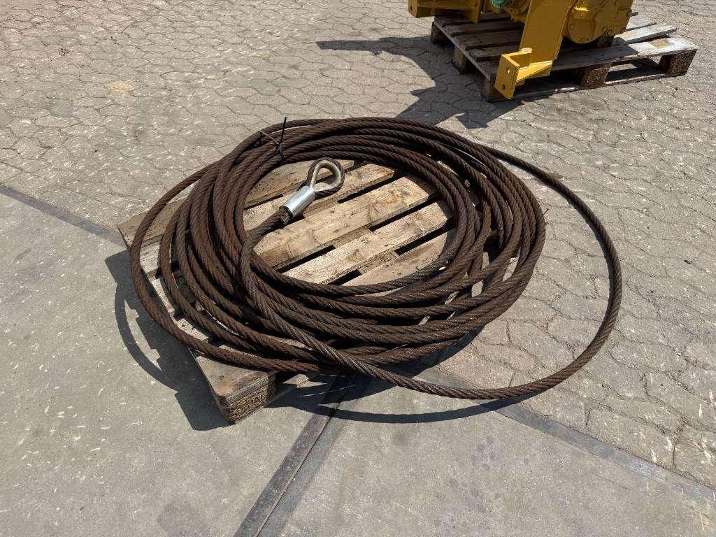 Caterpillar D6 Winch / Lier / Winde Photo 9