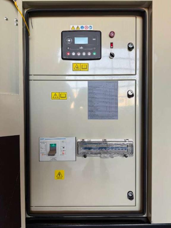 Iveco NEF67TM7 - 220 kVA Generator - DPX-19794 Photo 11