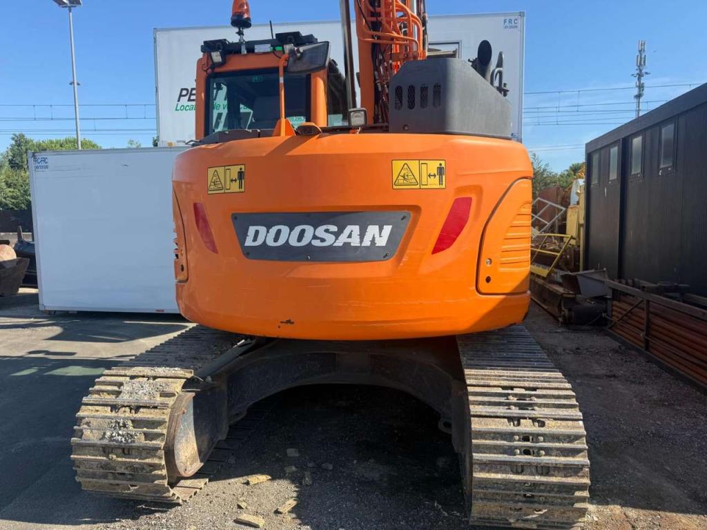Doosan DX140LCR-5 Photo 5
