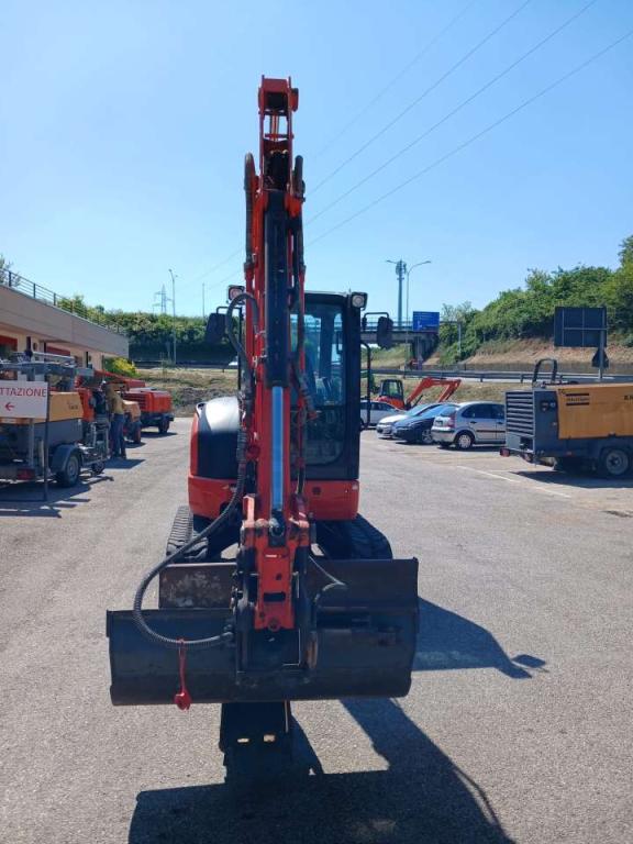 Kubota U36-4 Photo 3