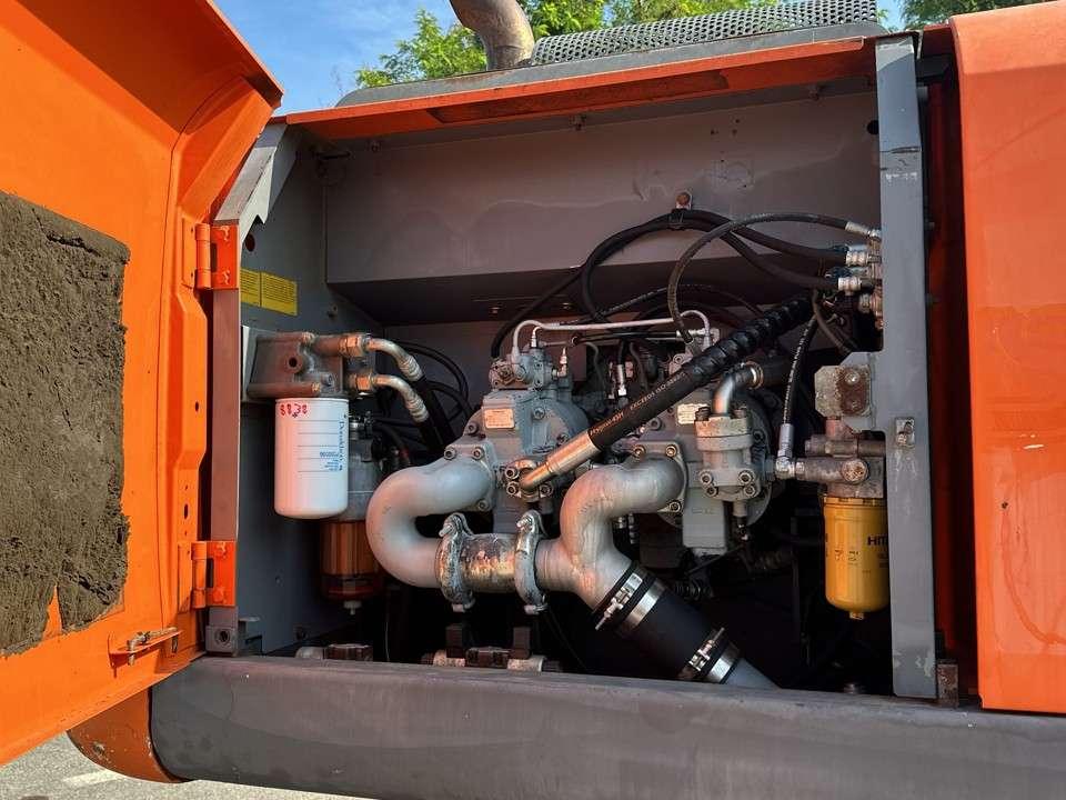 Hitachi ZX350LCNT-3 Photo 6