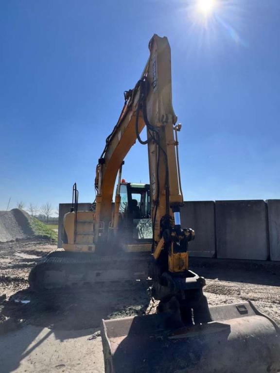JCB JZ140LC Photo 2