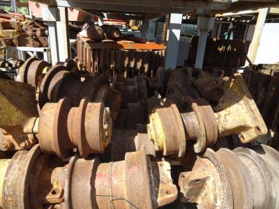 Track rollers for CAT E DOZER 951-955B E D5-D5S sold by OLM 90 Srl