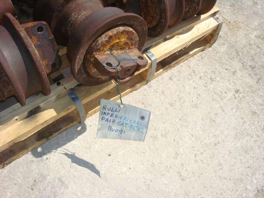 Track rollers for CAT E DOZER 951-955B E D5-D5S Photo 3