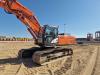 Hitachi ZX350LC-5B Photo 2 thumbnail