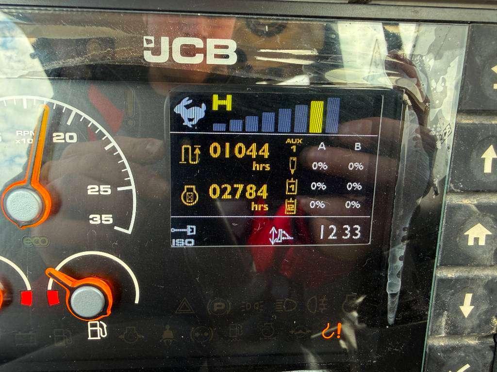 JCB 48Z-1 - Hammer Lines / Quick Coupler Photo 29