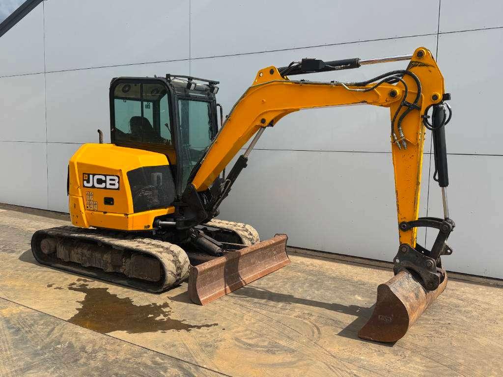 JCB 48Z-1 - Hammer Lines / Quick Coupler Photo 7