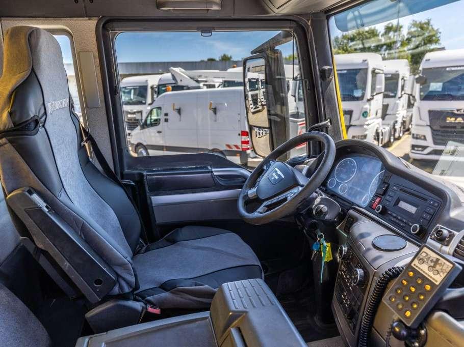 Man TGS 41.400 BB + LIEBHERR 10m3 Photo 14