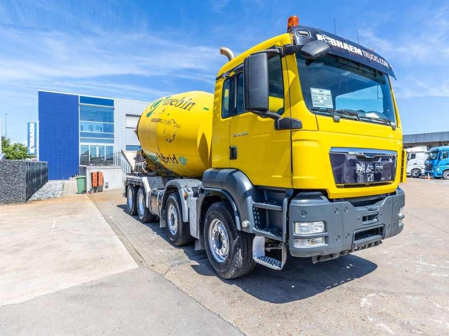 Man TGS 41.400 BB + LIEBHERR 10m3 Photo 2