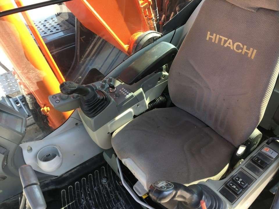 Hitachi ZX250LCN-5B Photo 10