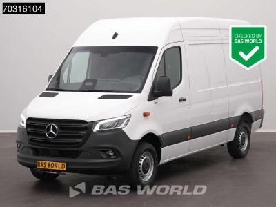 Mercedes-Benz Sprinter 317 CDI Automaat L2H2 LED Nwste model BPM vrij! MBUX Camera Airco Cruise RWD L2 A/C Cruise sold by BAS World B.V.