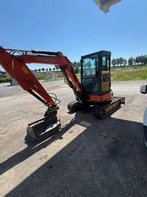 Hitachi ZX 38 U-5A Photo 1