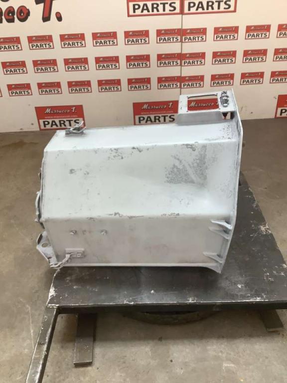 Oil tank for Bell 30E Photo 2