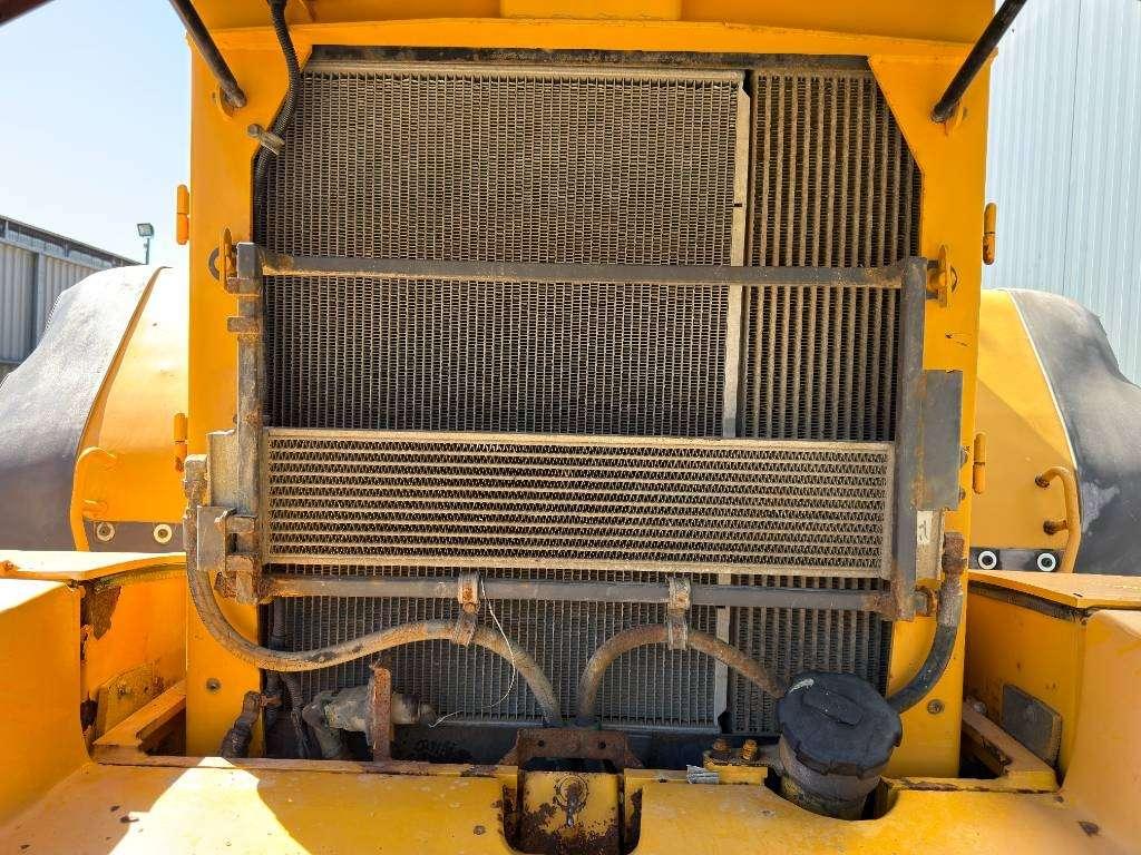 Volvo L120F Photo 29