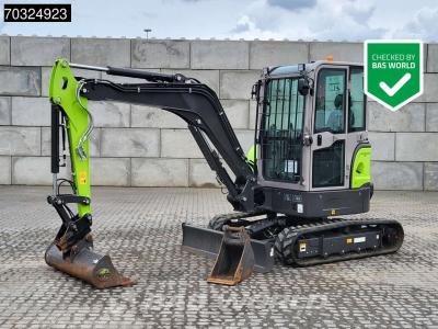 Zoomlion ZE36 GU KUBOTA ENGINE - PIN ON / 2 BUCKETS - CE CERTIFIED sold by BAS World B.V.