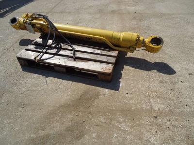 Lifting piston for New Holland 385B sold by OLM 90 Srl
