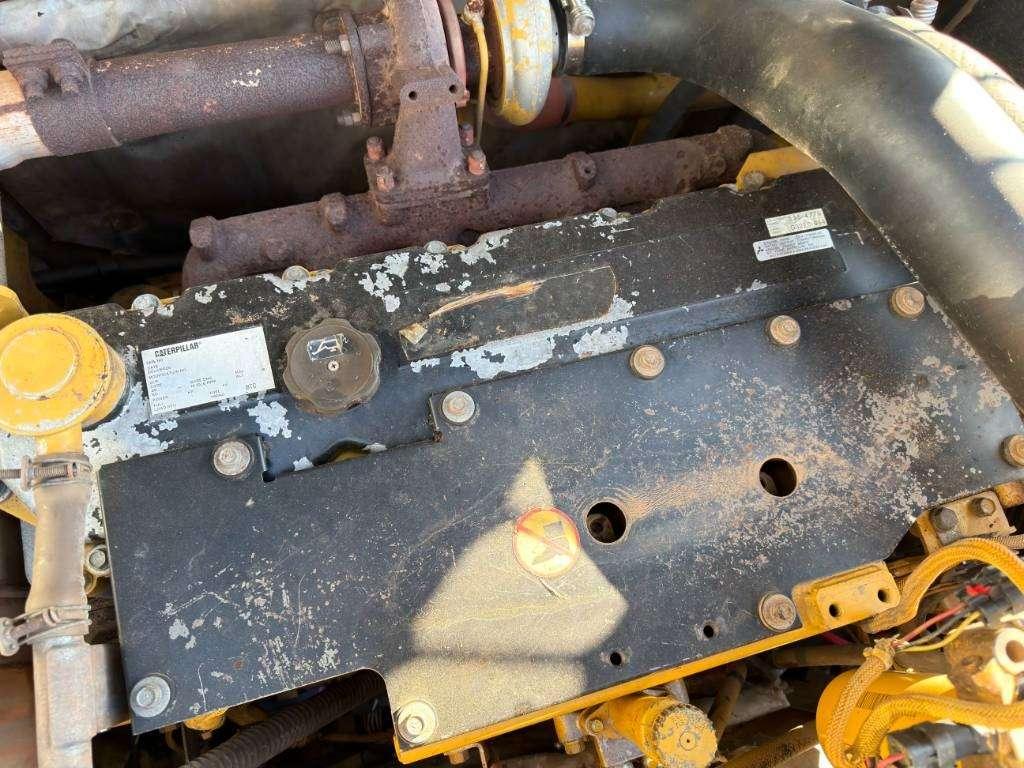 Caterpillar 320D L Photo 25
