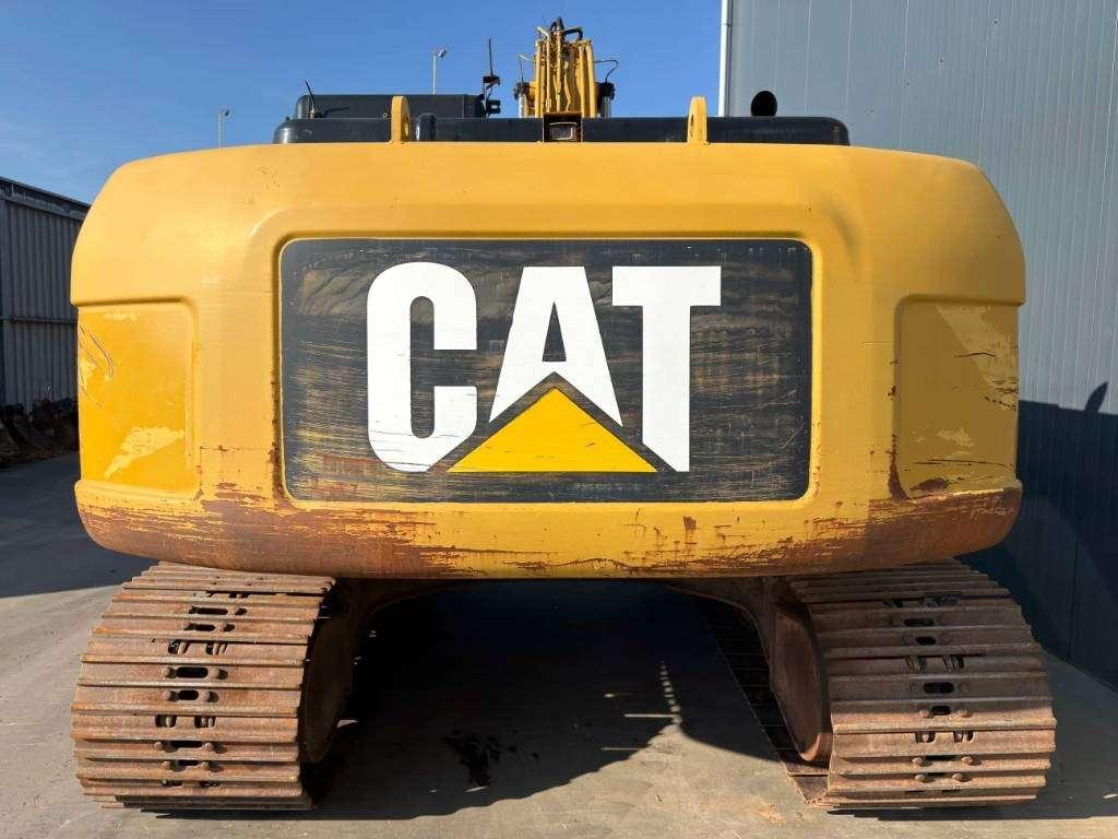Caterpillar 320D L Photo 8