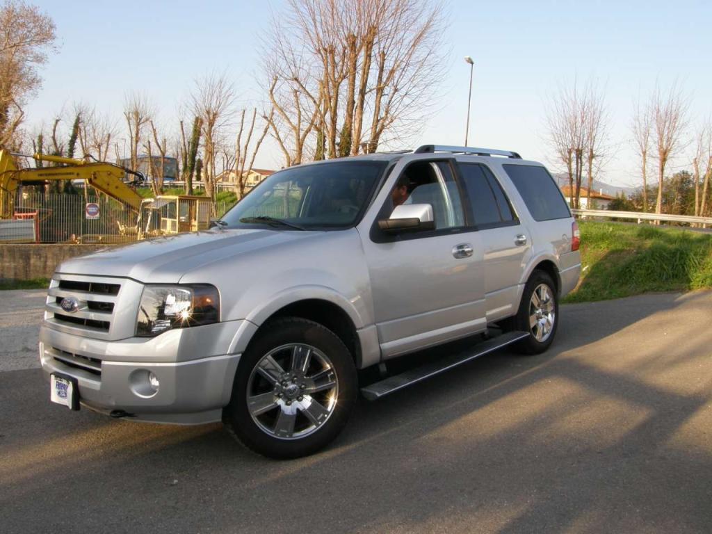 Ford Expedition Limite 4Wd Suv Photo 4