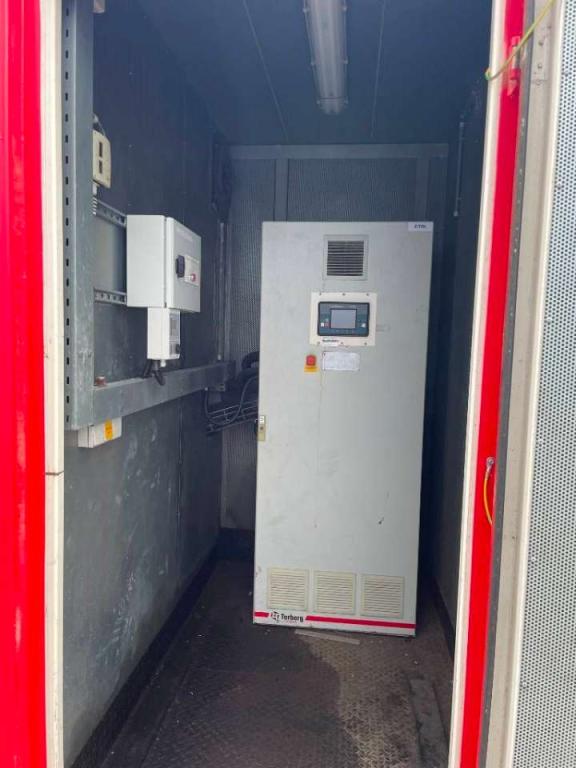 Caterpillar XQ2000 - 2.250 kVA Generator - DPX-12671 Photo 19