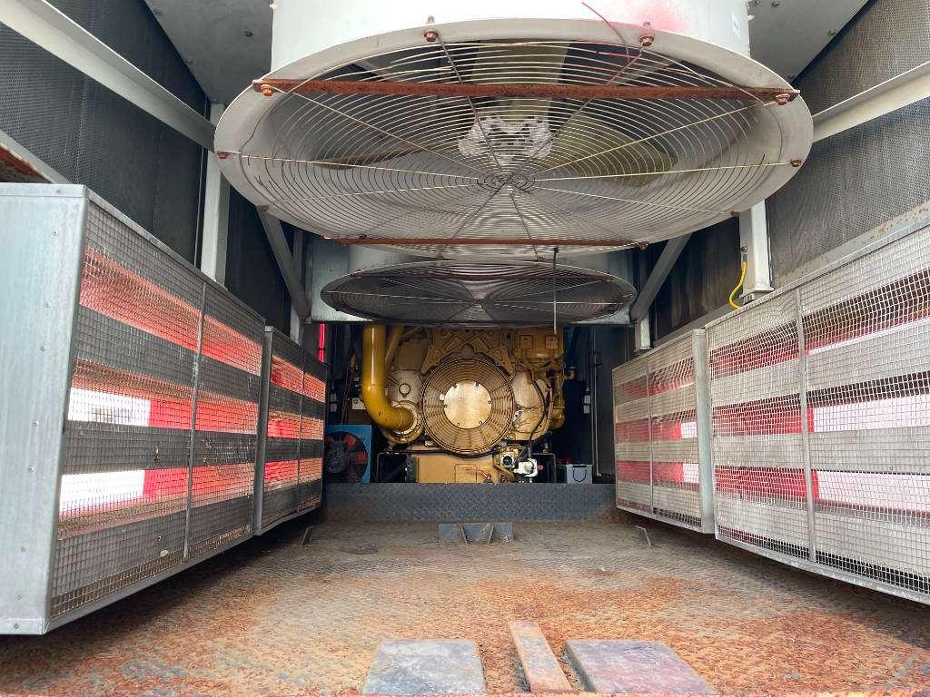 Caterpillar XQ2000 - 2.250 kVA Generator - DPX-12671 Photo 8