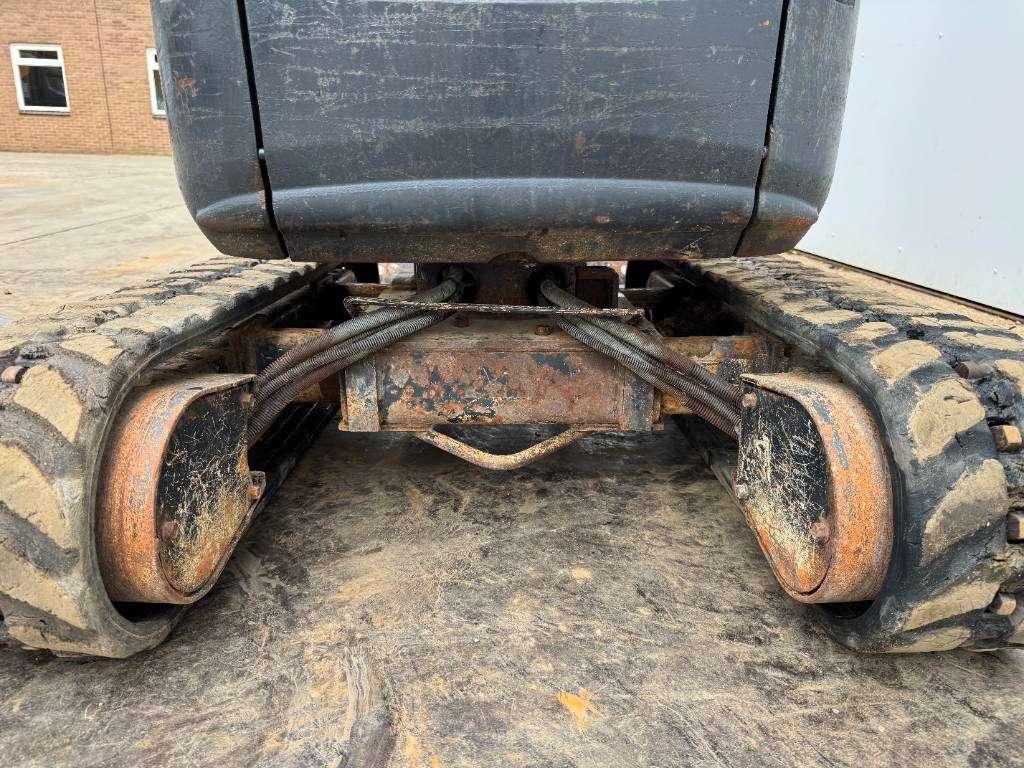 Kubota U10-3 - Hydr. Undercarriage / Hammer Lines Photo 20