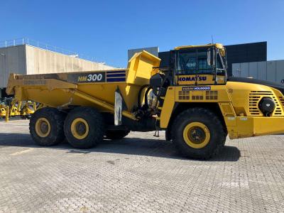 Komatsu HM300-5E0 sold by Varini Srl