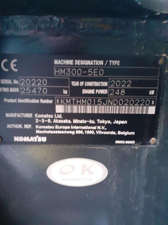 Komatsu HM300-5E0 Photo 17