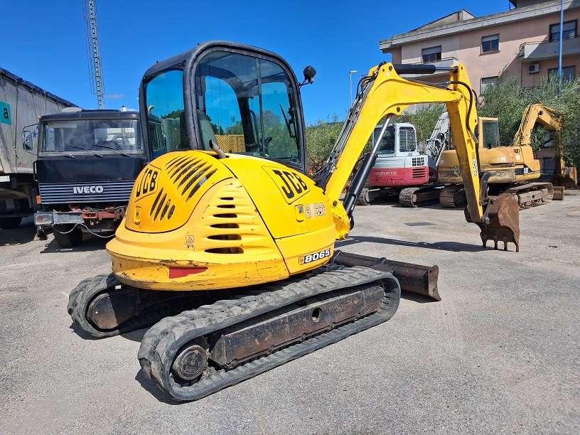 JCB 8065 Photo 2