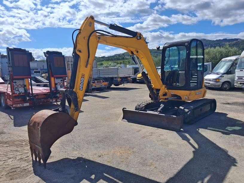 JCB 8065 Photo 4