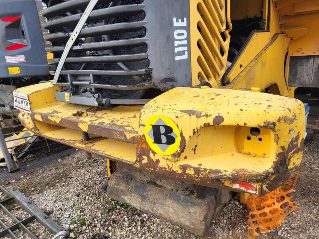 Volvo counterweight 11177047 for Volvo L120E, L110E Photo 3