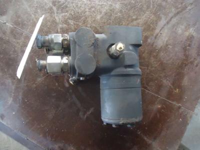 Steering gear box for Fiat Hitachi DA W90 A W130 sold by OLM 90 Srl