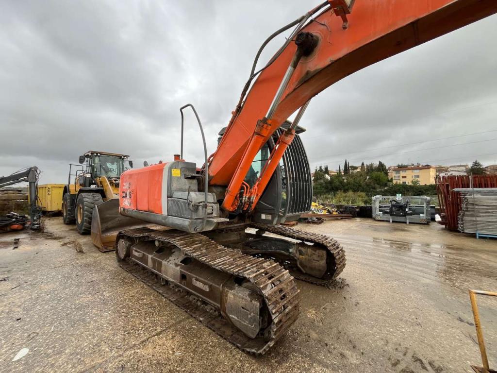 Hitachi ZX240N-3 Photo 2