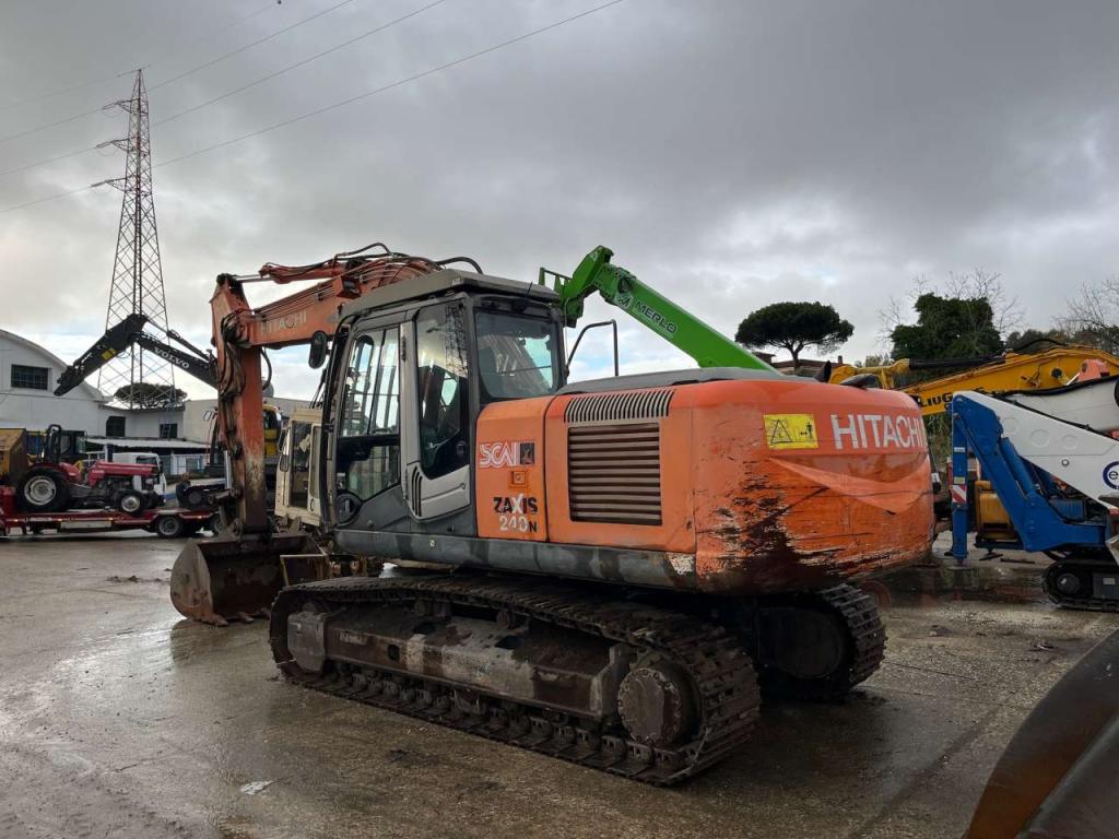 Hitachi ZX240N-3 Photo 3