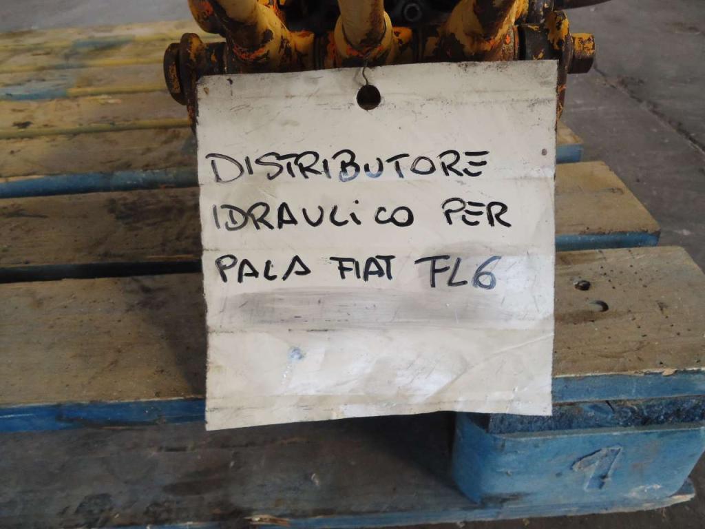 Hydraulic distributor for Fiat FL6 Photo 3