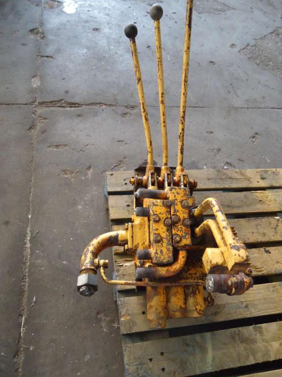 Hydraulic distributor for Fiat FL6 Photo 4