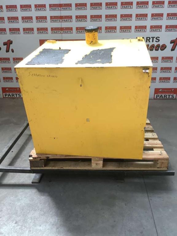 Diesel tank for New Holland E 385 Photo 1
